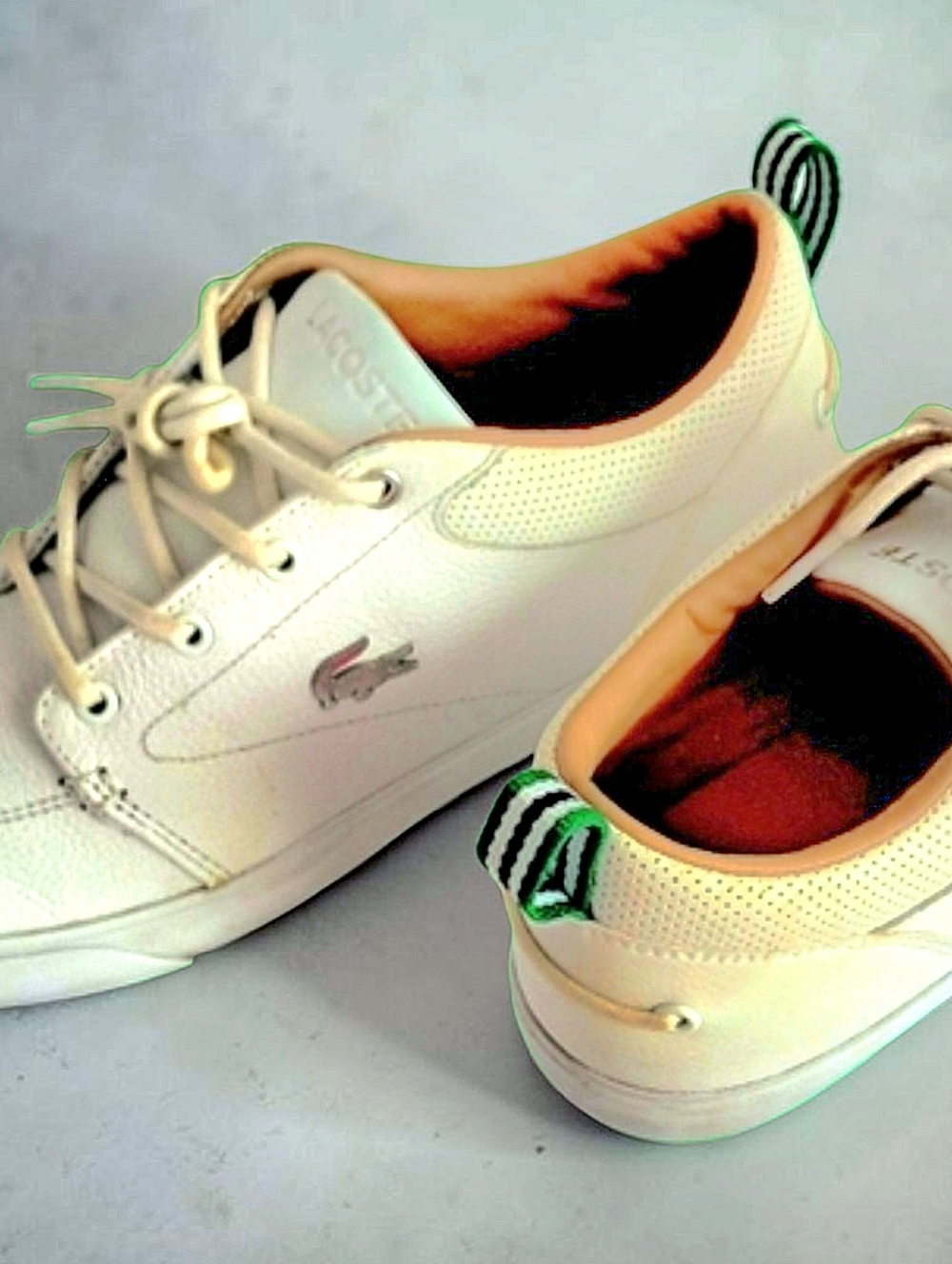 Lacoste Unisex Bayliss Sneaker White Leather M 8.5 W 9.5-10 Gently Used 🐊🐊🐊